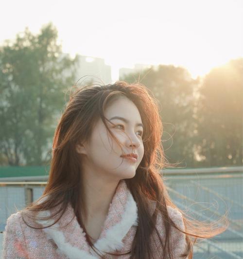 手机逆光拍照闪光如何正确设置？